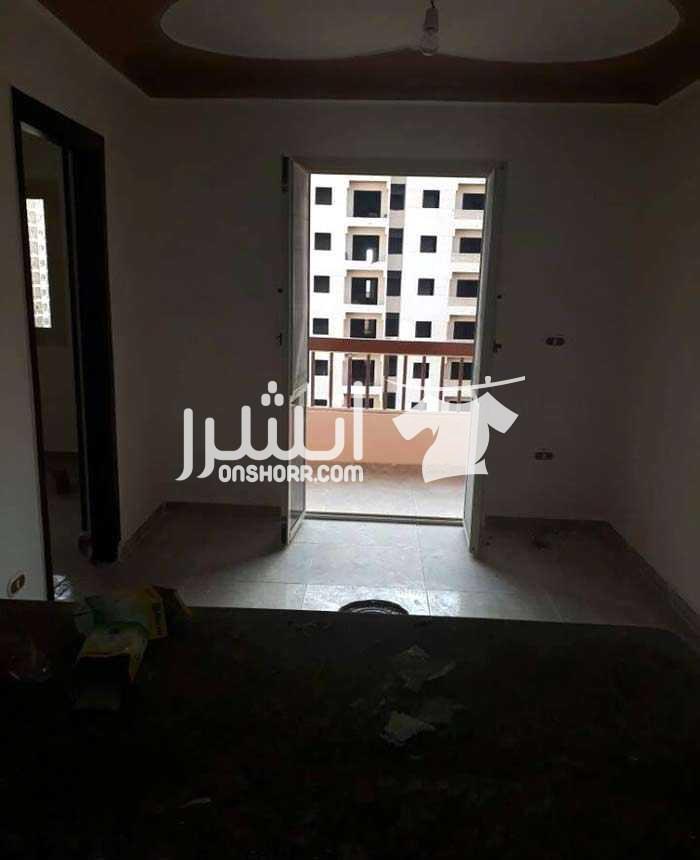 مصيف بأرقى مناطق الهانوفيل مساحه 80 متر متشطب المصيف غرفتين و ريسبشن و مطبخ و حمام ، مساحته 80 متر ، كامل المرافق ، به عدادات ( مياه + كهرباء ) ، حصة عقارية ، أرض مسجلة ، تسليم فورى ، أسانسير ، العق...