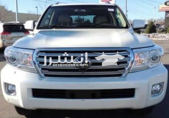 صنع وطراز: تويوتا لاند كروزر عام 2014 الكيلومترات: 53،300 كلم ناقل الحركة: أوتوماتيكي جاد الاتصال المشتري: bsadeel2008@gmail.com