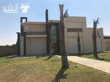 المكان بجمعية أحمد عرابي خلف كارفور العبور للايجار قانون جديد يفضل للاجانب مطلوب ٢٥٠٠ دولار شهريا عدد الغرف 4 غرف عدد الحمامات ثلاثة  جناح خاص للمربية خارج الفيلا بمدخل خاص وجناح اخر خاص منفصل للسائق...