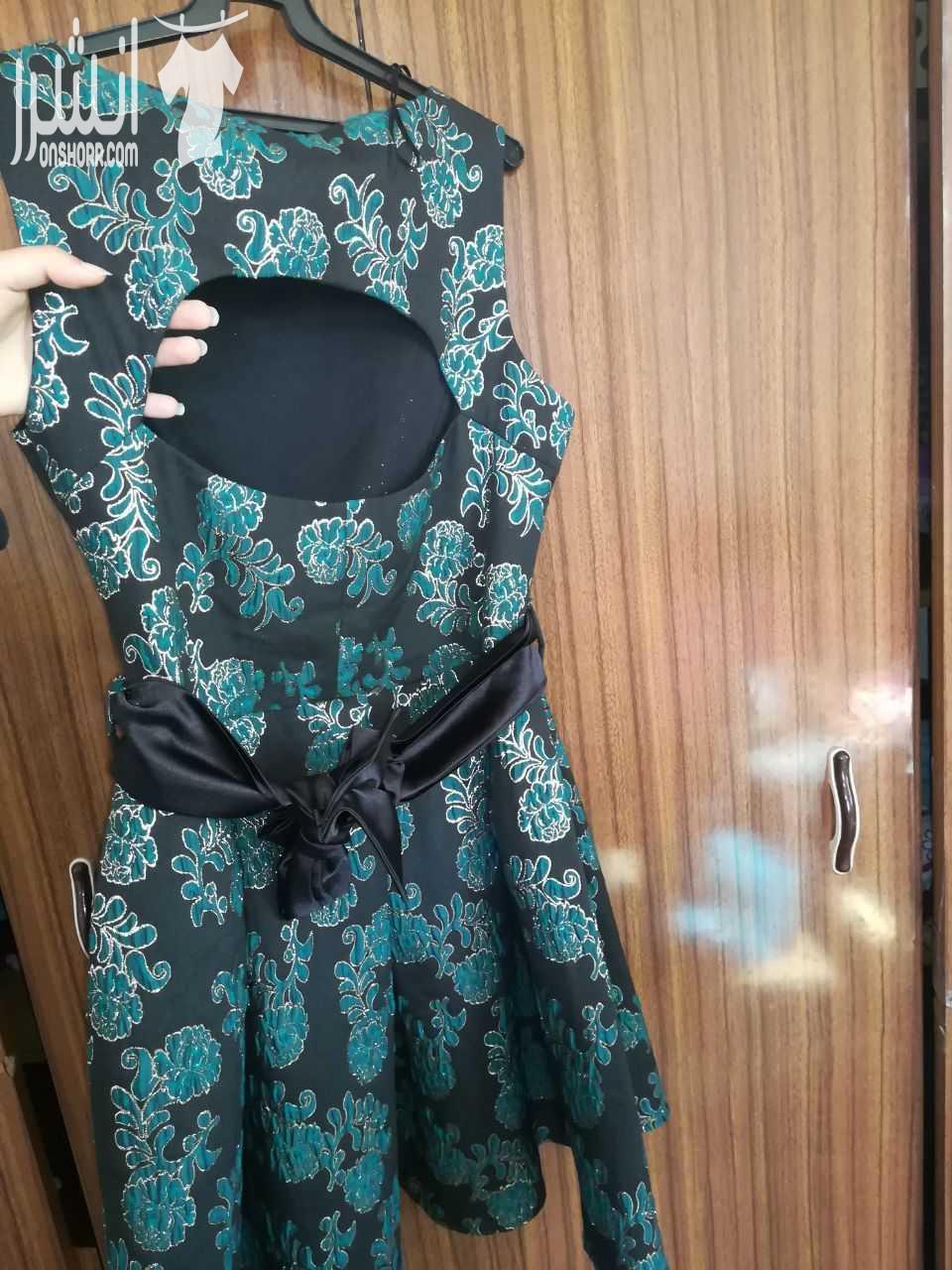 فستان للبيع جديد بس ب ١٥