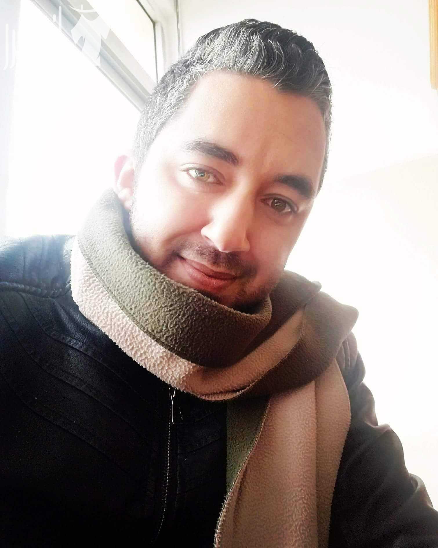 تدريس مواد اللغة العربية لطلبة الجامعات، والمرحلة الثانوية، والأساسية، وأصلكم أينما كنتم  كما أنني أقوم بتحرير، ومراجعة، وتدقيق الأبحاث والكتب  شعارنا الجودة والإتقان، ومنهجنا الشغف في العمل