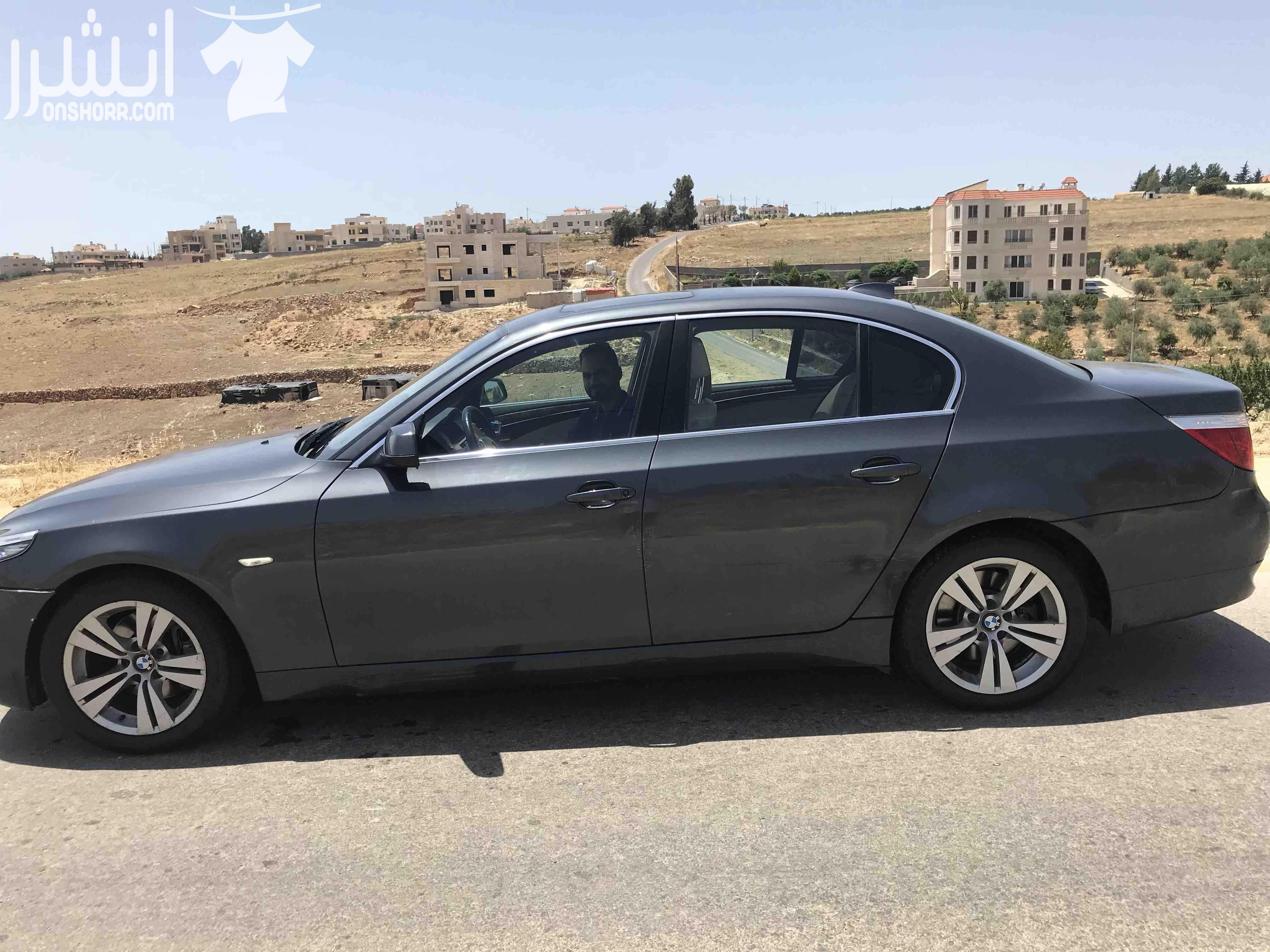 للبيع BMW 2010 528 3000 سي سي 6 سلندر فحصها 3 جيد ضربه خلفي مكينه 60٪ من 60٪ لون فيراني قير طياره وتب ترونك 6 غيرارت مرخصه لسنه فل كامل مع فتحت سقف وكراسي جلد كونديشن امامي خلفي مع تحكم اوتو...