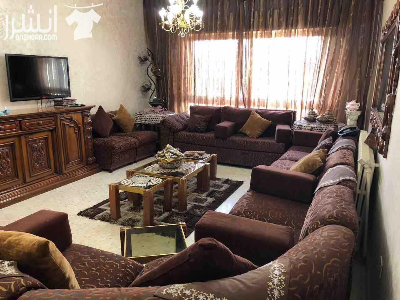 شقة مفروشة للإيجار  الموقع ؛ الشميساني  ٢ غرفة نوم ١ صالون ١ حمام مطبخ برندة خارجية  للاستفسار الرجاء الاتصال  0795539830 0797341925
