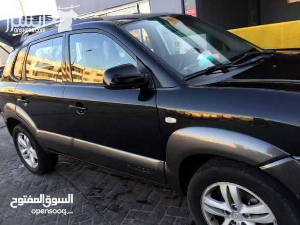 هونداي توسان موديل 2009 لون اسود ماتور 2000سي سي دفع امامي جلد فتحه اصليه 3حركات جير تربترونك حساسات رجوع للخلف مسجل mp3 Aux دهان جديد نخب صيانه كامله من زيوت فلاتر بواجي الفحص مرفق بالصور للاستفسا...