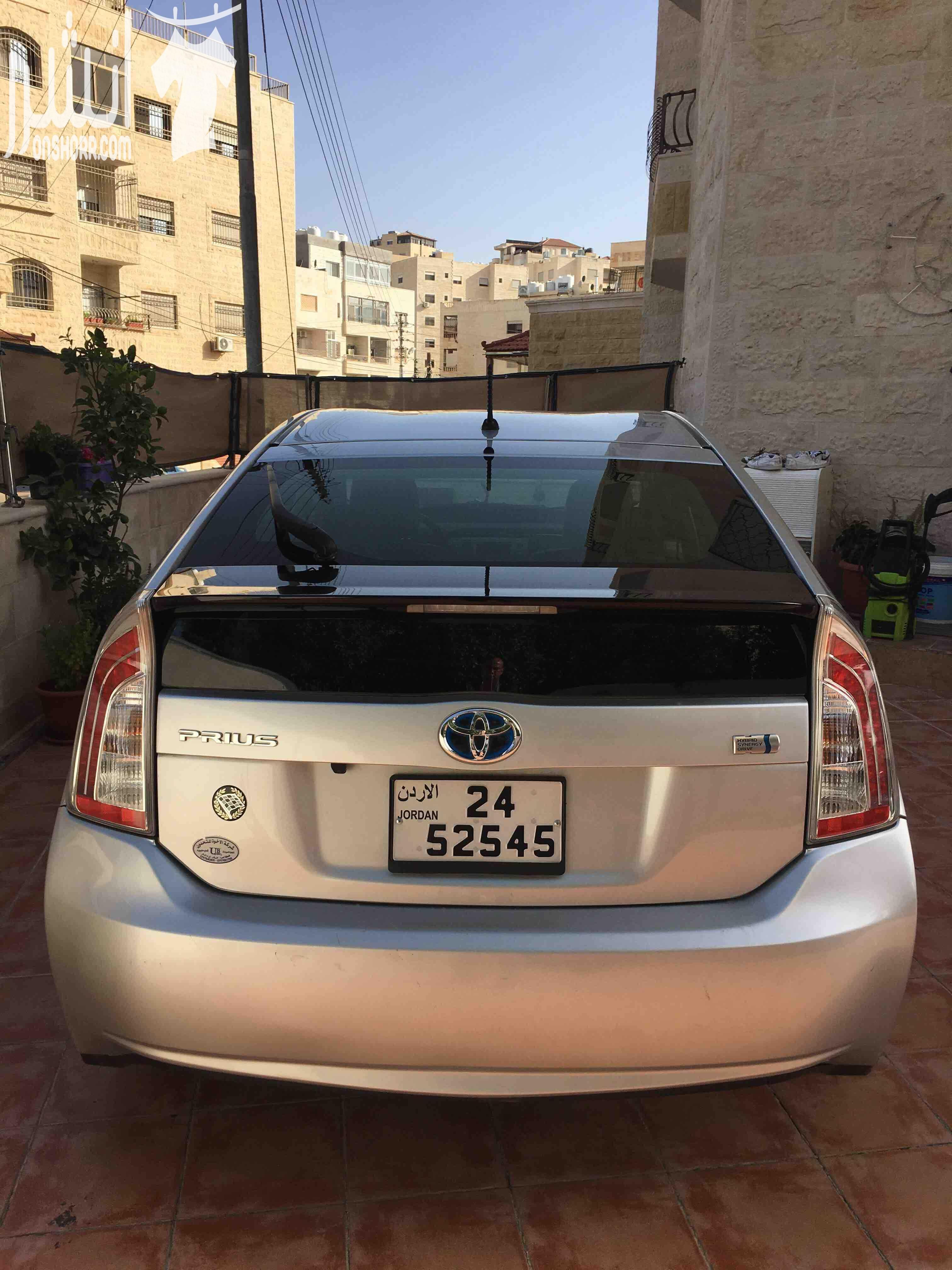 تويوتا بريوس 2013 لون فضي  فحص 4 جيد   و الماتور والجير جيد نظام Ev Eco Pwor تمشي بالتنكة 350 اقتصادية بطارية الهايبرد ممتازة  ماشية 107 الف ميل رقم اللوحة 24/52545 غرفة سكني وكالة  فل عدا الفتحة والج...