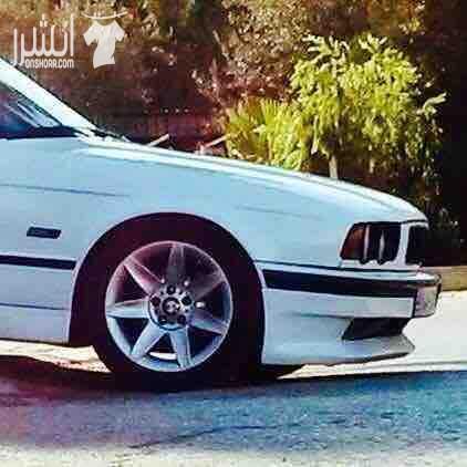 520 1995 2000cc جير عادي بككس ريسينج جنط ١٧ اصلي كوشوك نظيف غرفه جلد اسود مكيف شغال زحاج ٤ كهربا سنتر لوك حهاز انذار اضويه اساور ترخيص شهر ١٢/٢٠١٨ لون ابيض  الفحص : لا يوجد مضروب ومصلح انما مضروب الرا...