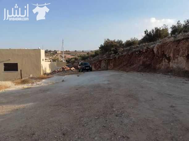 السلط_منطقة_الصبيحي أرض للبيع مساحتها 4 دونمات و500متر تصلح للمزرعه مميزة وكافة الخدمات متوفرة على شارعين وموقع هادئ جدا في منطقة مزارع #[4726]  #[4727] 0790294502
