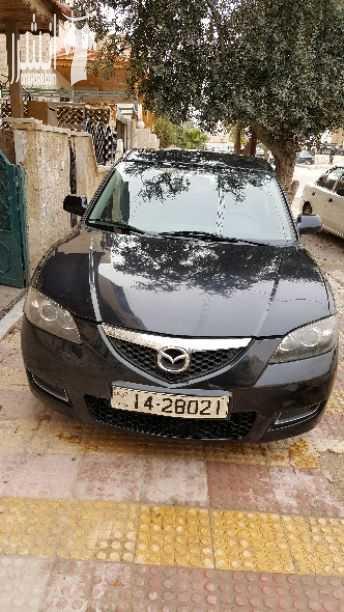 مازدا زوم ٣ فحص ٣ جيد  الرابع مضروب خلفي يسار  ماتور ١٦٠٠ وجير اوتوماتيك  بحالة ممتازه السيارة ميكانيك وبودي لا يحتاج لاي صيانه شغل وامشي  ممشاها ١٤٠ الف والبيع كاش  والله يبارك للشاري