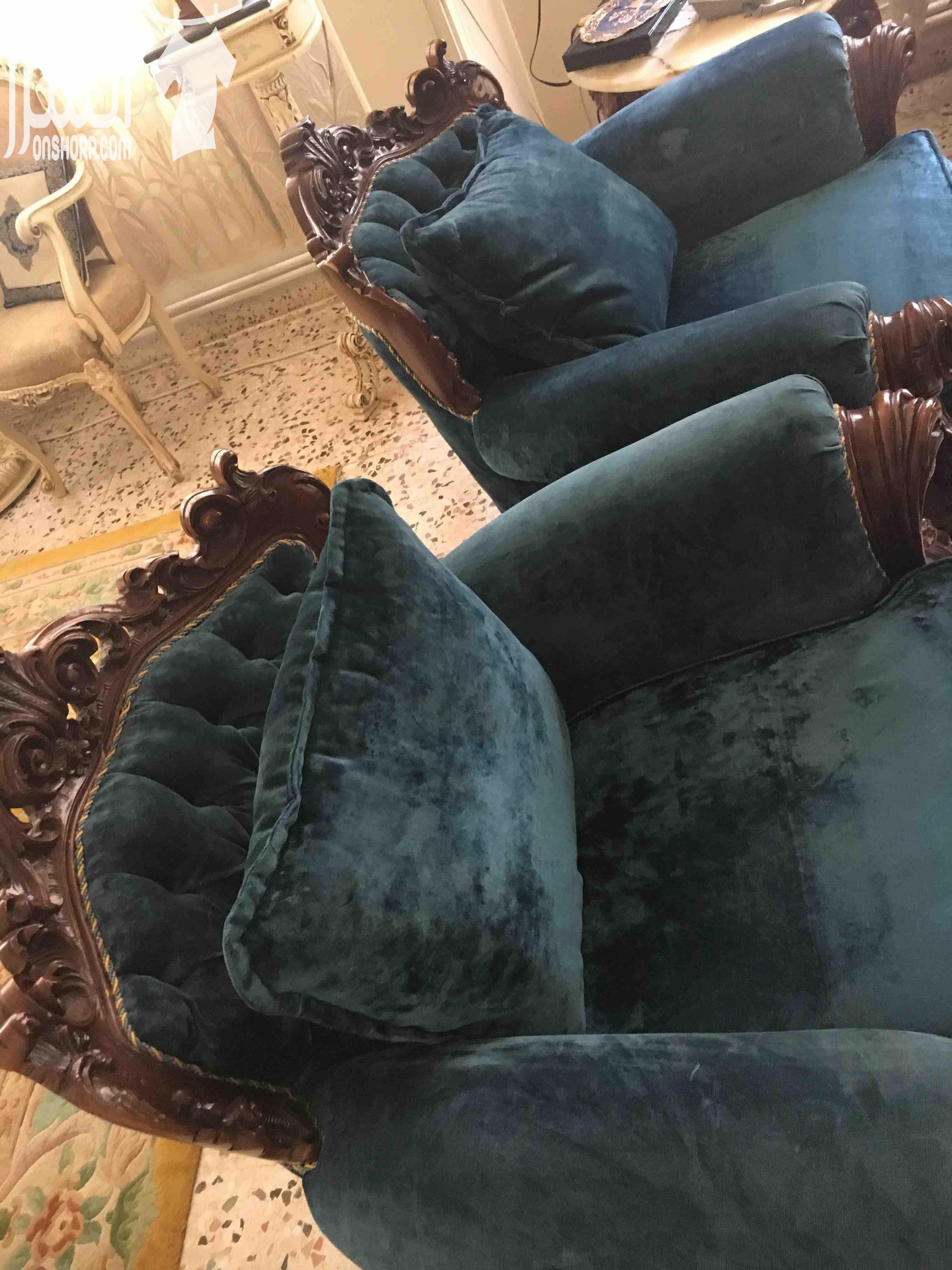 كنبايات مخمل 6 مقاعد لون بترولي مع طاوله رخام