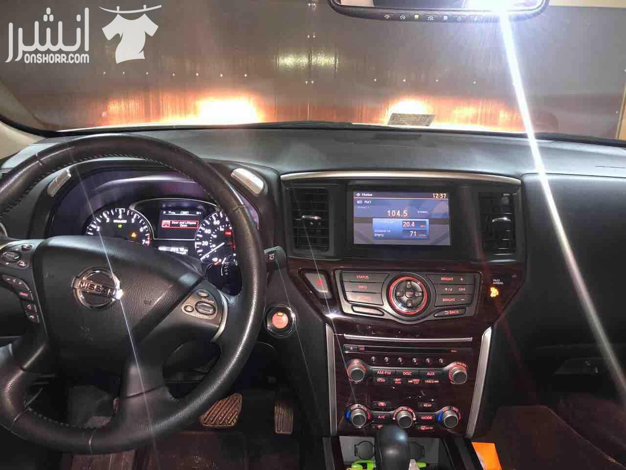 نيسان باثفايندر 2014 SL 4WD 4x4 لون سلفر كامل إضافات فل الفل ما عدا فتحة 2014 هايبرد 7 مقاعد مقاعد مدفئة تشغيل عن بعد كارفاكس كلين تايتل مالك واحد فرش جلد اسود شاشة و كميرا خ...