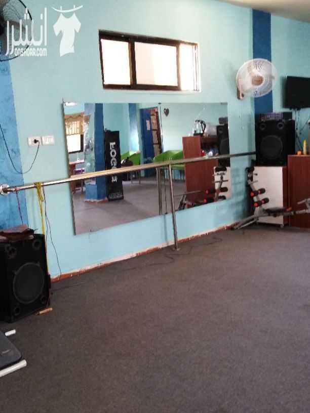 نادي لياقة سيدات  يعمل بشكل جيد للبيع بداعي الزواج