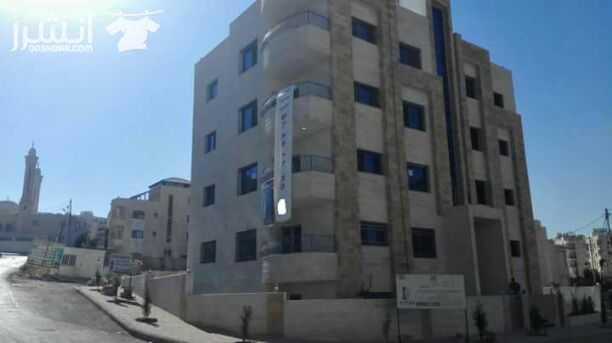 شقــــة للبيـــــع بسعـــر مغري (جديدة) لم تسكــن مساحتها 140م2 في اجمل مناطق الزهور– قرب شارع المعارض فقــــط بــ 63 ألف  قابل للتفاوض/ تشطيـب سوبر ديلوكس *الصور المرفقة لها /  بموقع رائـــع بقلب الخ...
