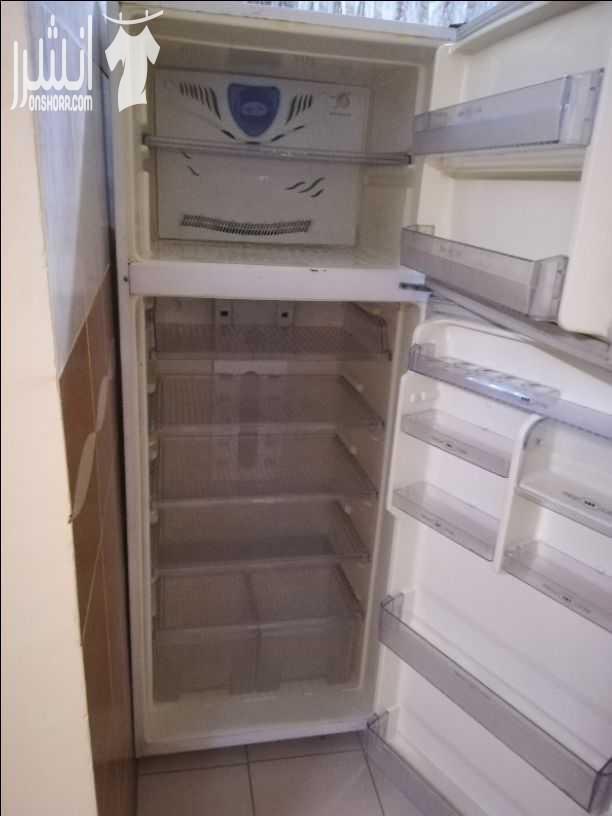 ثلاجة مستعمله  ب 150 دينار  0791017447