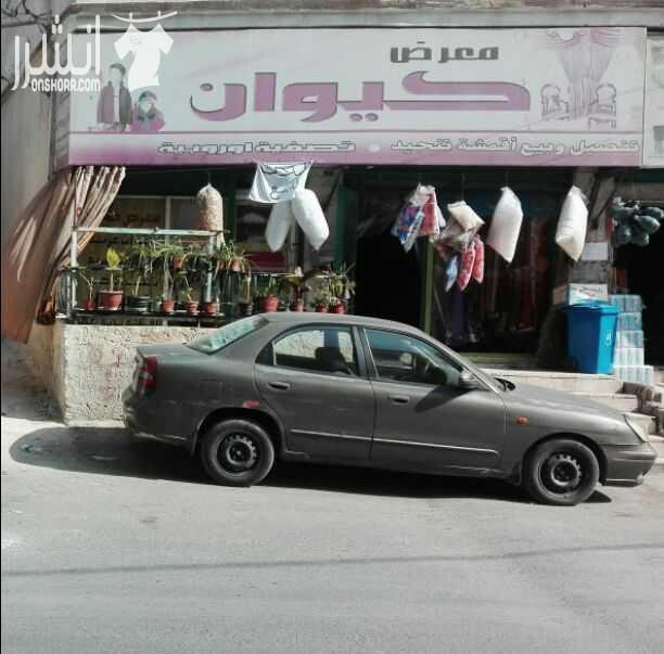 محلات للبيع عدد 2 بسعر مغري الجبل الشمالي خلف كارفور سياره دايو نوبيرا موديل 2000ترخيص جديد