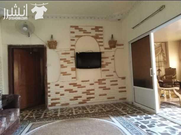 منزل طابقين للبيع في محافظة الزرقاء قرب دوار الحاووز شارع الاندلس الشقة الأولى تتكون من غرفتين وصالون وحمامين ومطبخ ومخرجين الطابق الثاني يتكون من 3 غرف وصالون وحمام ومطبخ وبلكونتين شمع الطابق الثالث...