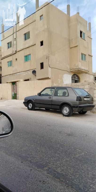 بيت للبيع بسعر مغري مغري جدآ وبداعي للسفر  والاستفسار اتصال ع رقم التالي  962785408994