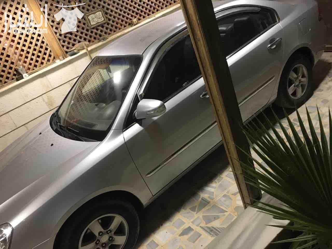 كيا لوتزي للبيع كاش او أقساط بدفعة 4 الاف بحالة ممتازة فحصها كامل جيد فرشها جلد كراسي مدفية سيارة نظيفة ماشاءالله عليها 4 شاشات 2 خلفي و 2 أمامي مكيف أصلي حامي بارد كاميرا أمامية وكاميرا خلفية...