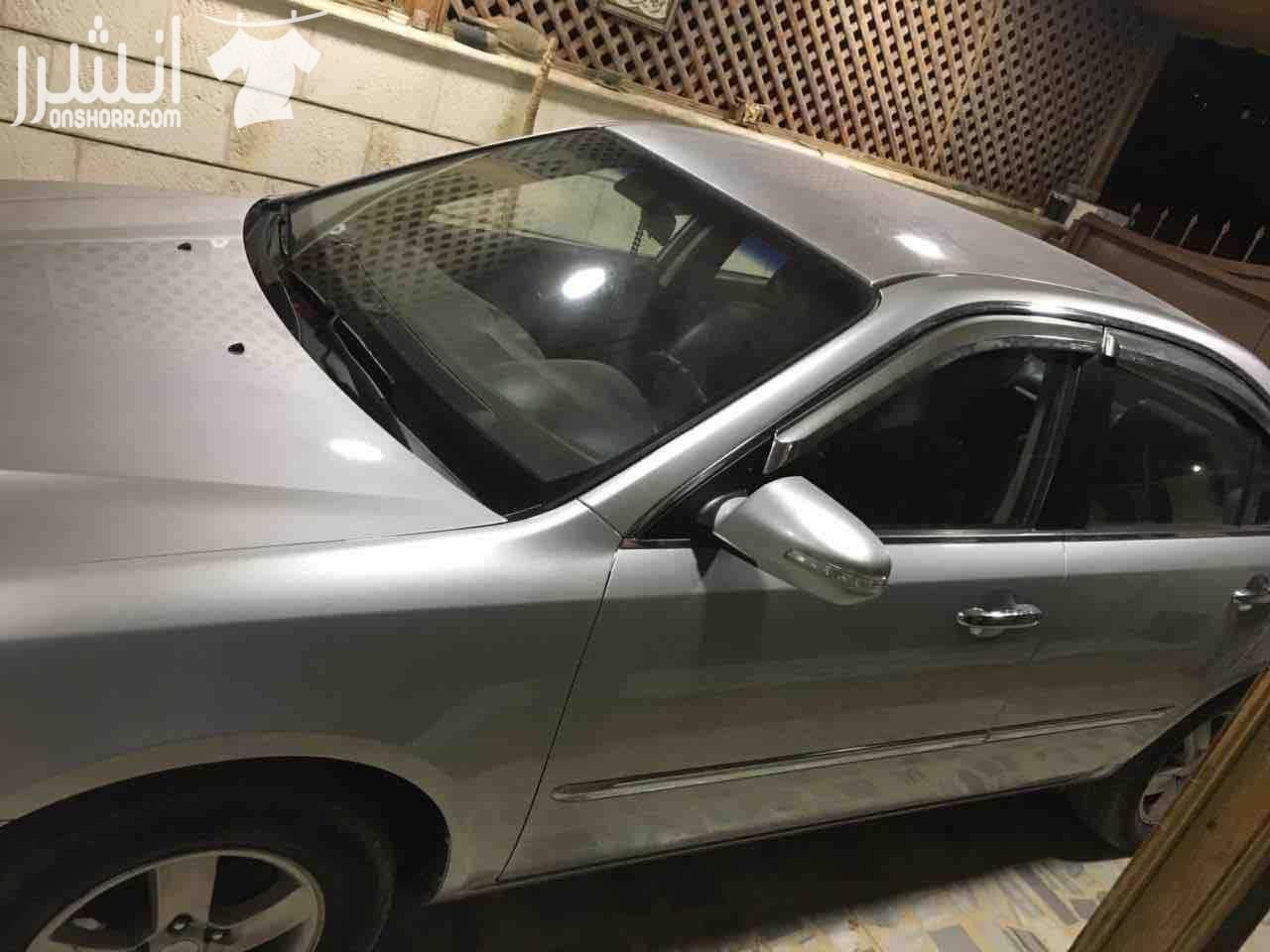 كيا لوتزي للبيع كاش او أقساط بدفعة 4 الاف بحالة ممتازة فحصها كامل جيد فرشها جلد كراسي مدفية سيارة نظيفة ماشاءالله عليها 4 شاشات 2 خلفي و 2 أمامي مكيف أصلي حامي بارد كاميرا أمامية وكاميرا خلفية...