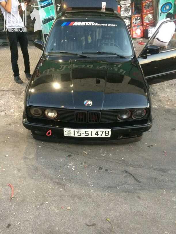 بي ام بوز نمر موديل 88 محدثة بالكامل 91 امامي خلفي ..فل الفل
ماتور 25 اسود ..عالرخصة مسجل 20
6 سلندر
جير zf شوط قصير رياضي
بككس 25 اسود اصلي
فتحة كهربا
غرفة m3 جلد اسود
جنط بوربت الماني مع كوشو...