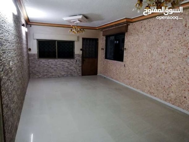شقه للبيع الزرقاء الجديده خلف مركز امن البتراوي