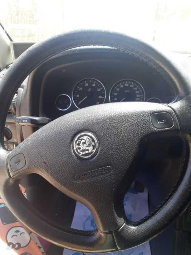 سيارة اوبل استرا لون كحلي ملوكي موديل 2000 فحص 3 جيد للاستفسار 0795303466