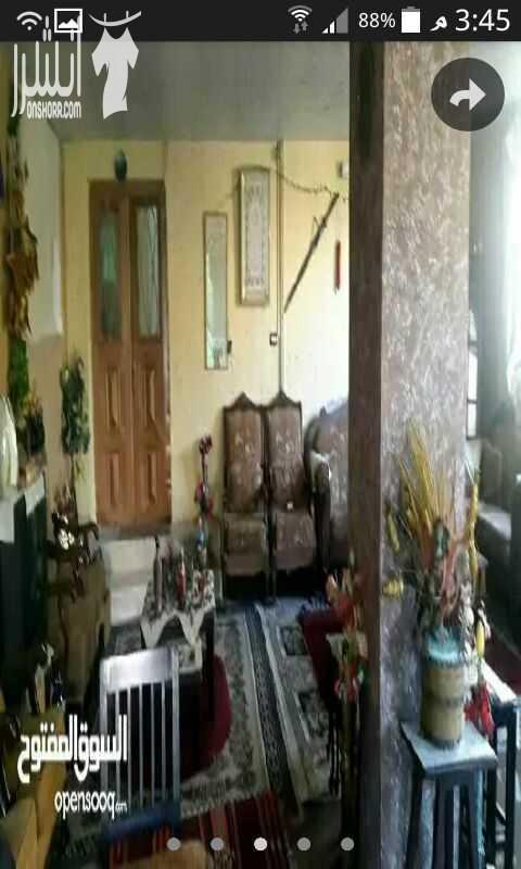 ((بالاقساط بالاقساط اوكاش اوبدل)) بيت للبيع مساحته 305م الاول سوبر .الثاني غير كامل. نفس المساحه. على دونم ارض طريق مادبا. بالقرب من الجامعه الالمانيه. بعيد عن الريئسي 250  متر.  على شارعين. كوشان مست...