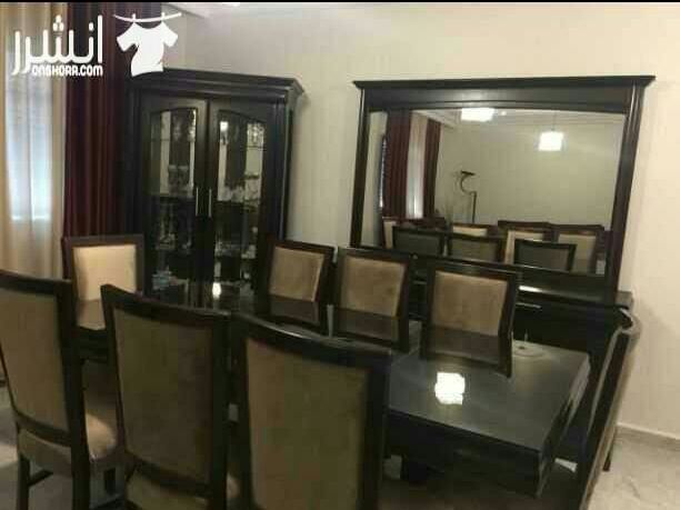 شقه طابق اول ام السماق الجنوبي تشطيب سوبر ديلوكس عفش كامل جديد وغير مستعمل للبيع مع العفش او بدون المساحه185م 3نوم 3حمام صاله وصالون مطبخ خشب صولد من العالميه للمطابخ تدفئة مركزيه التواصل 0799633256