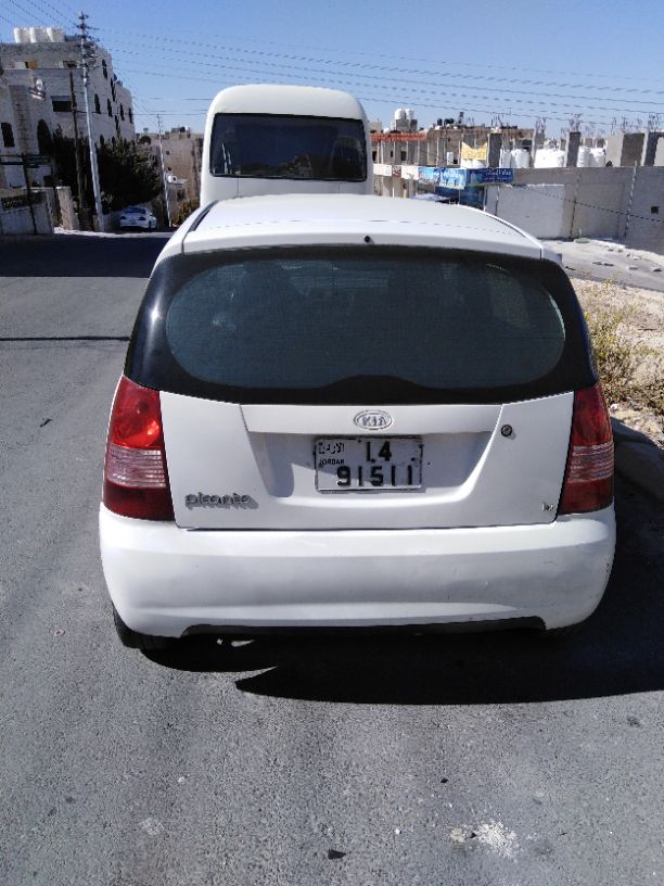 كيا بيكانتو 2007 للبيع أقساط على ضربتها
الماتور جديد 1100cc اقتصادي
الجير ممتاز
فحصها 2جيد خلفي
كندشن حامي /بارد as
ترخيصها بشهر 2
دفعة 2000 وقسط شهري 150 دينار على 18 شهر