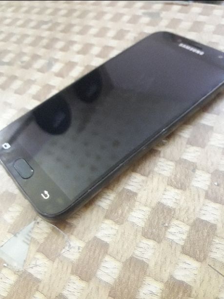 جهاز سامسونج J7 Pro مستعمل بحال الوكالة مع كرتونتو وكل أغراضو بسعر معري 110 دنانير
