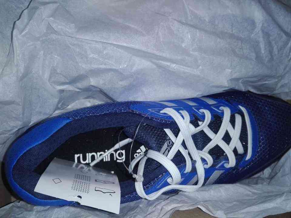 بوت اديداس adidas running .. جديد .. نمره 41_42
لا تنسَ أنك شاهدت هذا الإعلان في عنكبوت
بوت a...
