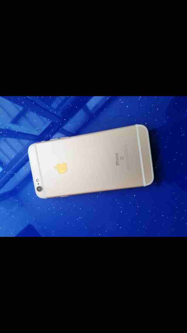 ايفون 6s
لا تنسَ أنك شاهدت هذا الإعلان في عنكبوت
الجهاز ما فيه ولا شخط
بس بدو شاشة والشاشة مش غا...