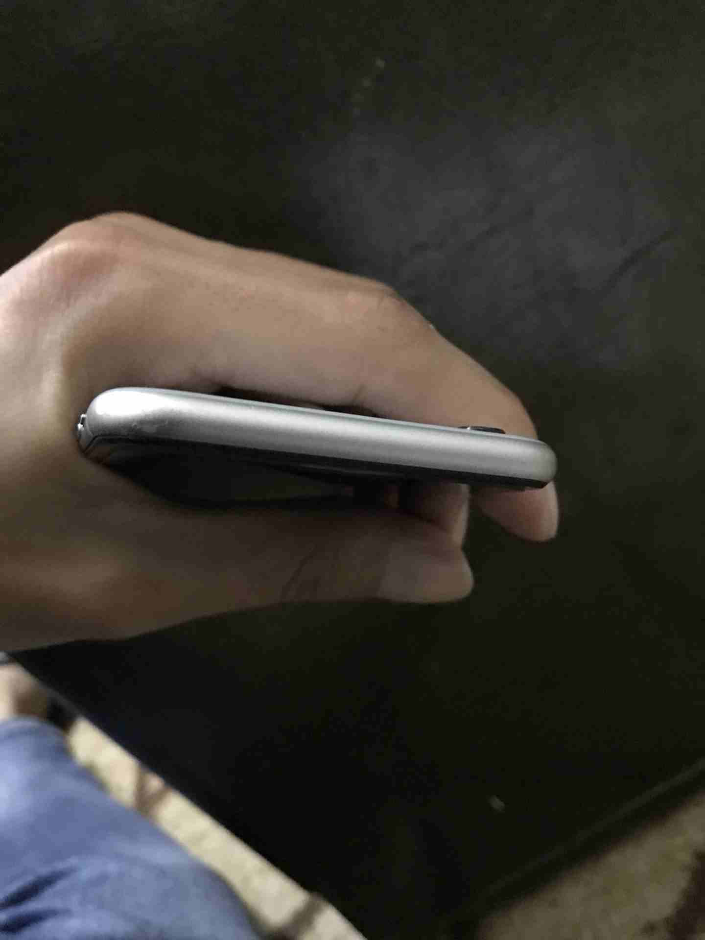 iphone 6s 16G
لا تنسَ أنك شاهدت هذا الإعلان في عنكبوت
للبيع فقط
بدون اغراض...