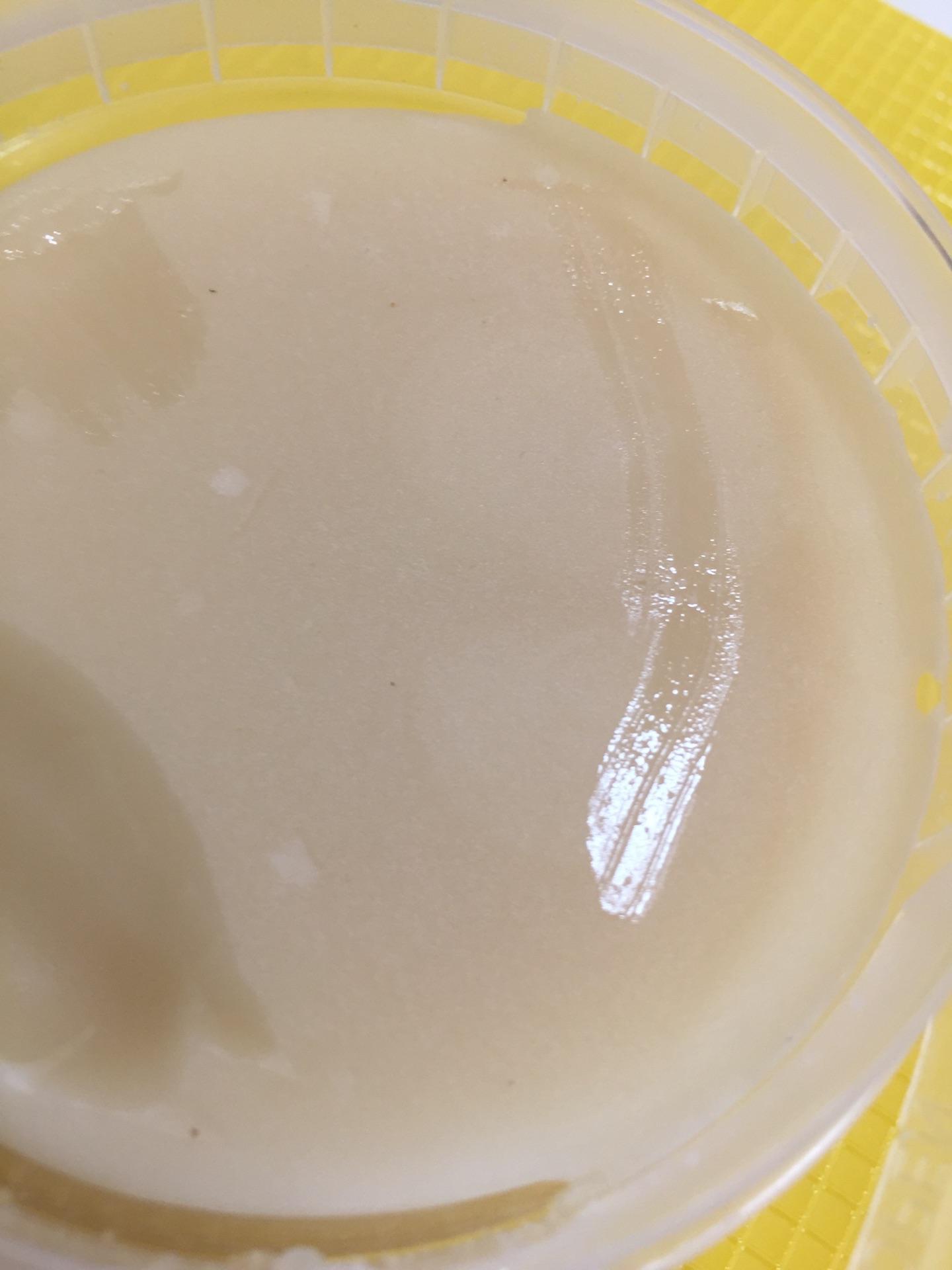 عسل كندي طبيعي حر صافي raw honey
لا تنسَ أنك شاهدت هذا الإعلان في عنكبوت
عسل حر انتاج مراعي ك...