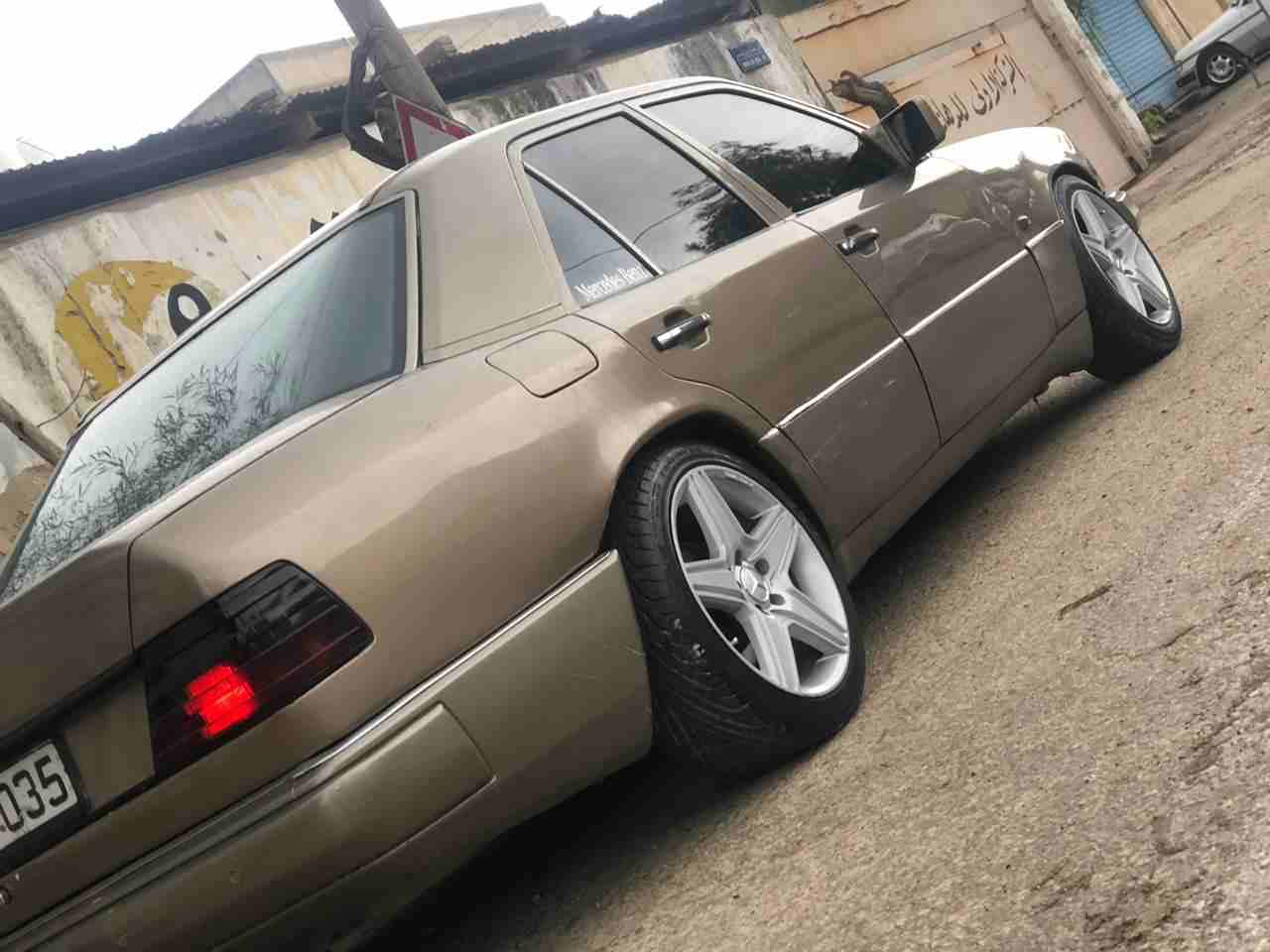مرسيدس بطة موديل 90 فل كامل اتومتك وبسعرررررررر مغررررررري 0786678620
لا تنسَ أنك شاهدت هذا الإعلان في عنكبوت...