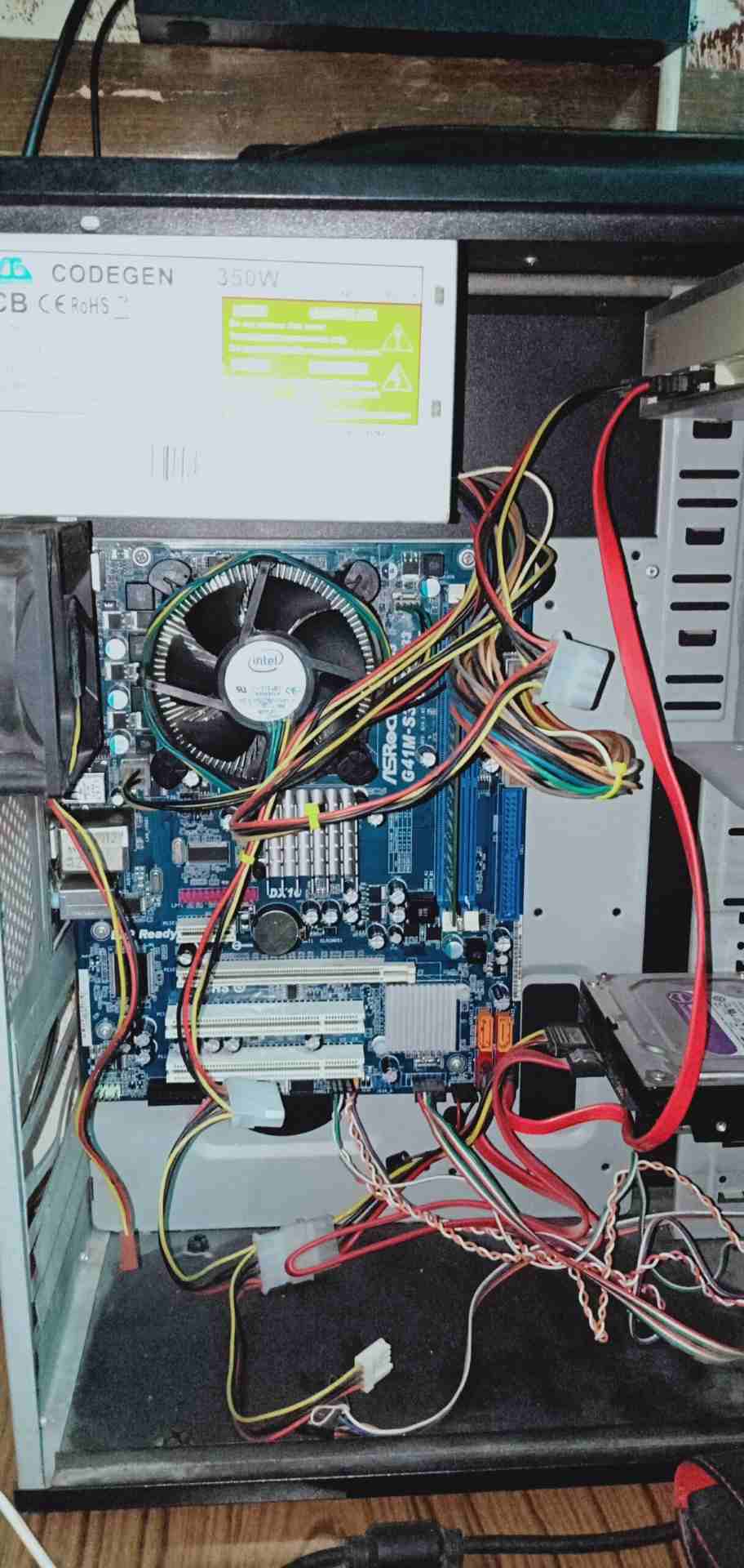 كمبيوتر ون تيرا 2 جيجا رام ون جيجيا كرت شاشه                                            


	 				لا تنسَ أنك شاهدت هذا الإعلان في عنكبوت            
	 				
                            سوبر  دفدي...