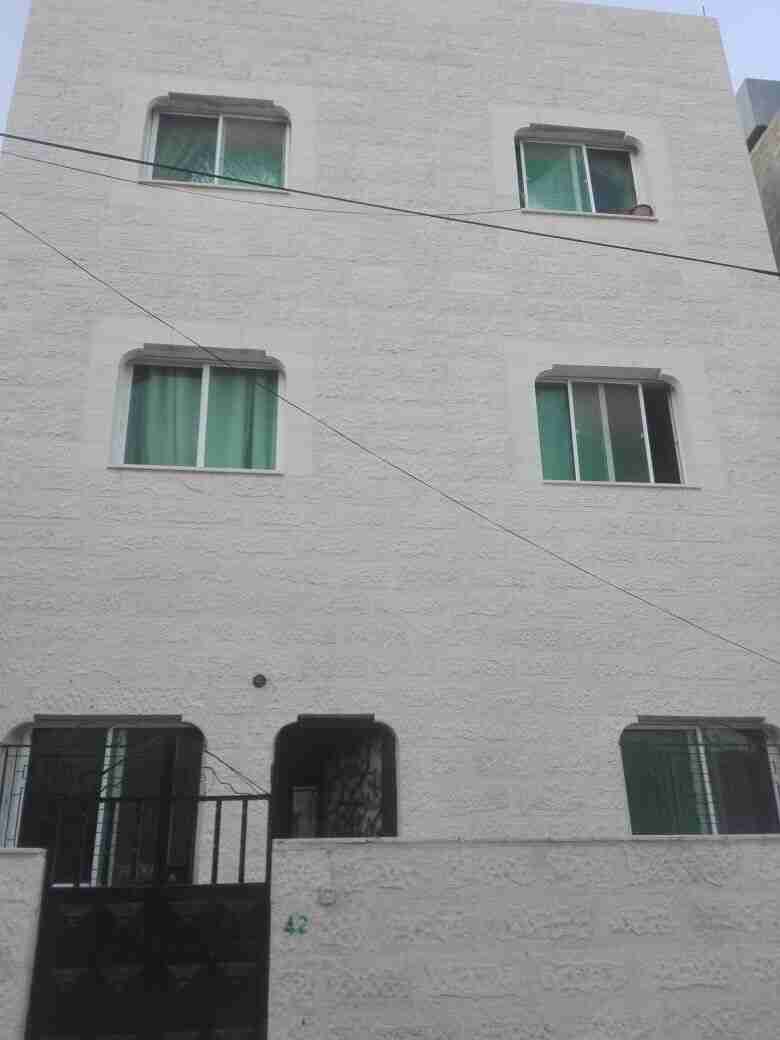 عمارة ثلاث طوابق للبيع
لا تنسَ أنك شاهدت هذا الإعلان في عنكبوت
عمارة ثلاث طوابق كل طابق شقة م...