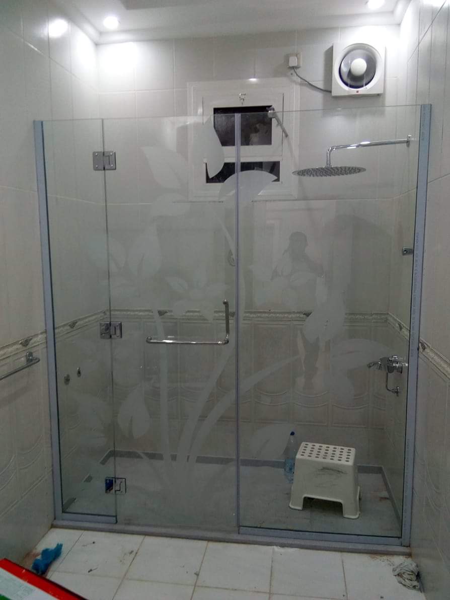 زجاج سكوريت ومرايا شورات حمام
لا تنسَ أنك شاهدت هذا الإعلان في عنكبوت
مختصون ف اعمال الزجاج ا...
