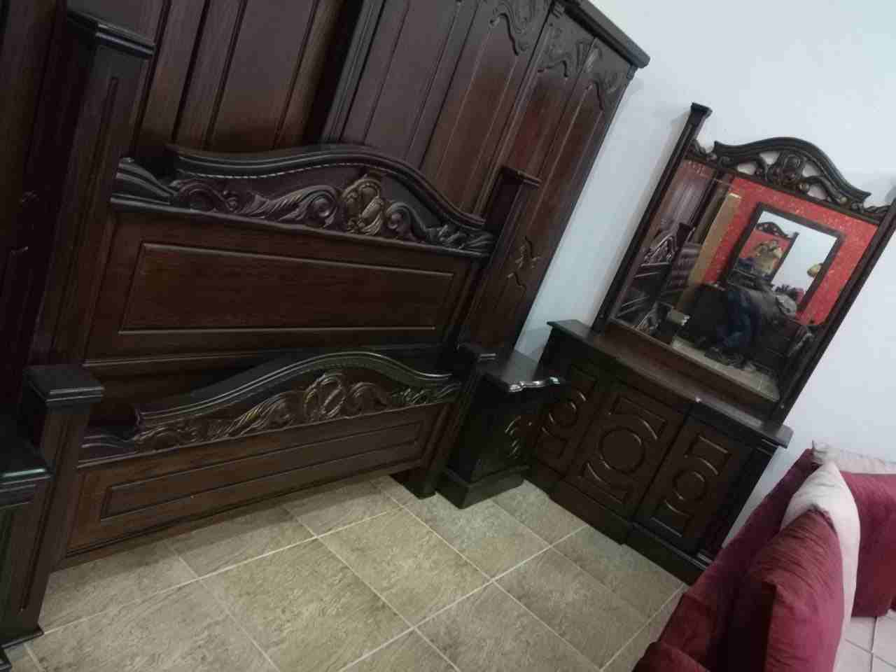 غرفة نوم ماستر مفصلةتفصيل من أجود أنواع خشب لاتيه قشرة بلوط شبه جديد
لا تنسَ أنك شاهدت هذا الإعلان في عنكبوت...