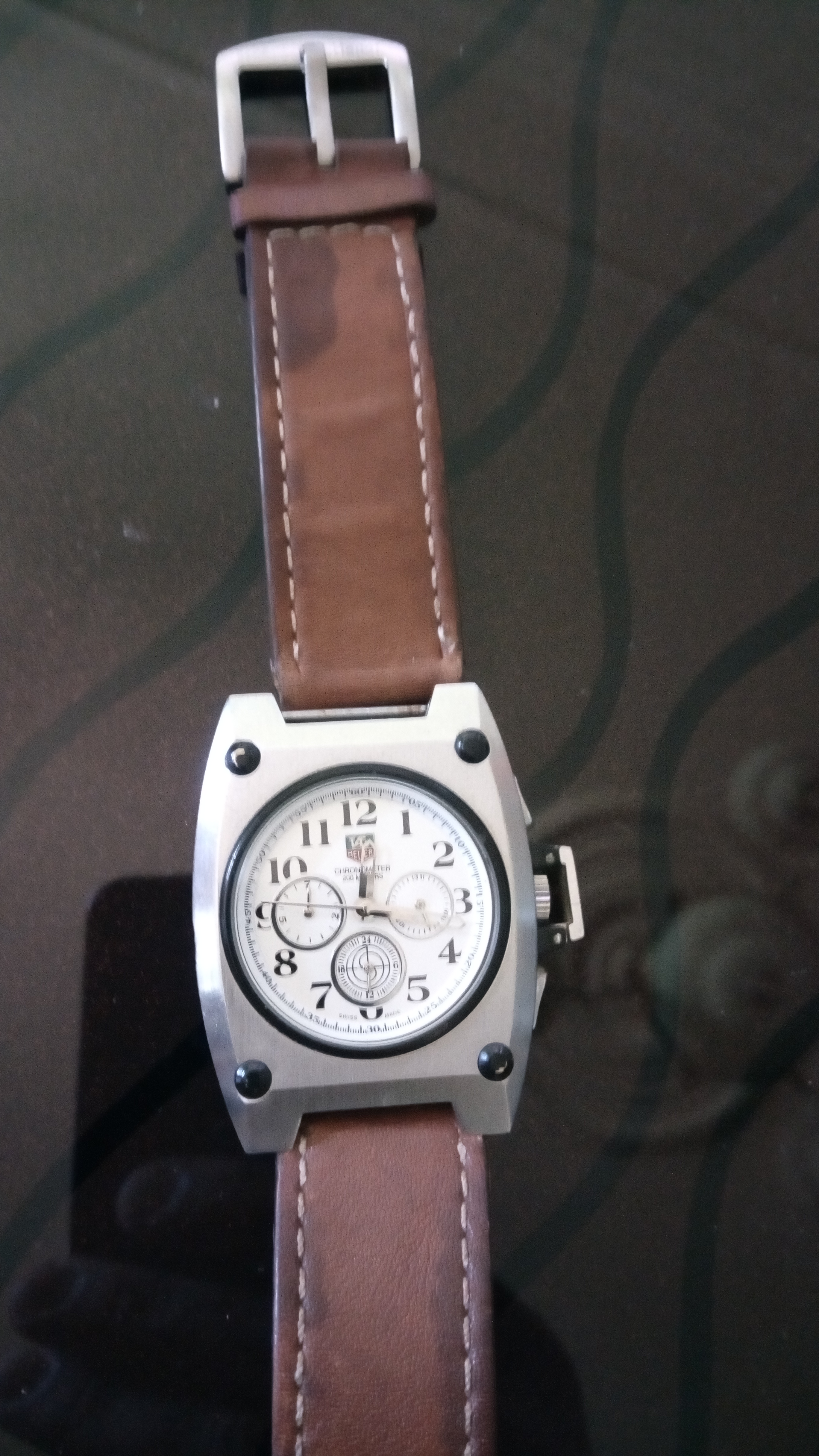 ساعات AP tag heuer كوبون 50 د - مجموعة اغراض مميزة للبيع بسعر مغري
لا تنسَ أنك شاهدت هذا الإعلان في عنكبوت...