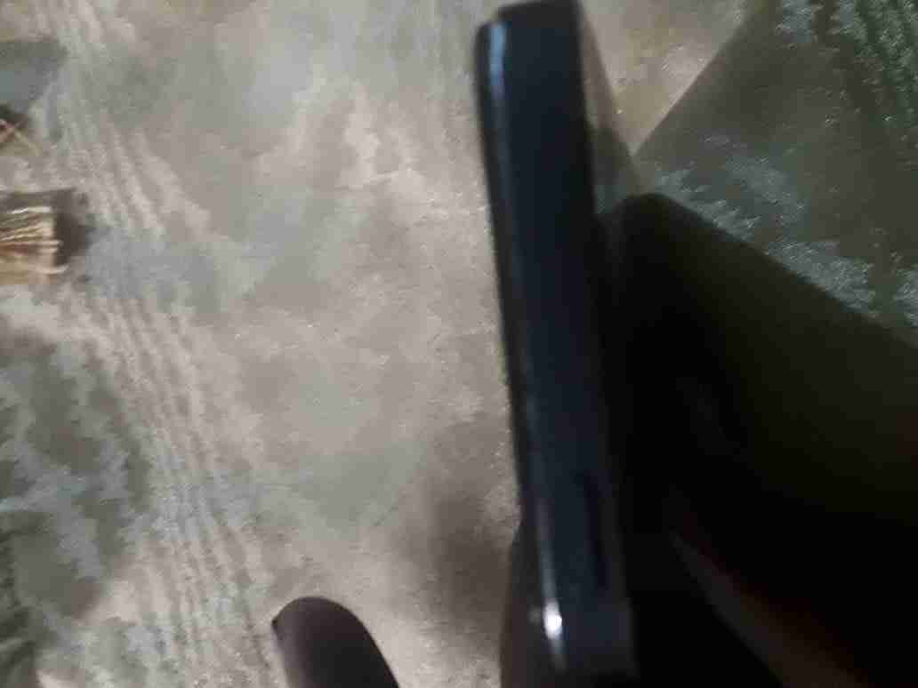 i phone 5 black ايفون 5
لا تنسَ أنك شاهدت هذا الإعلان في عنكبوت
ايفون 5 بحالة ممتازهًً نضيفً...