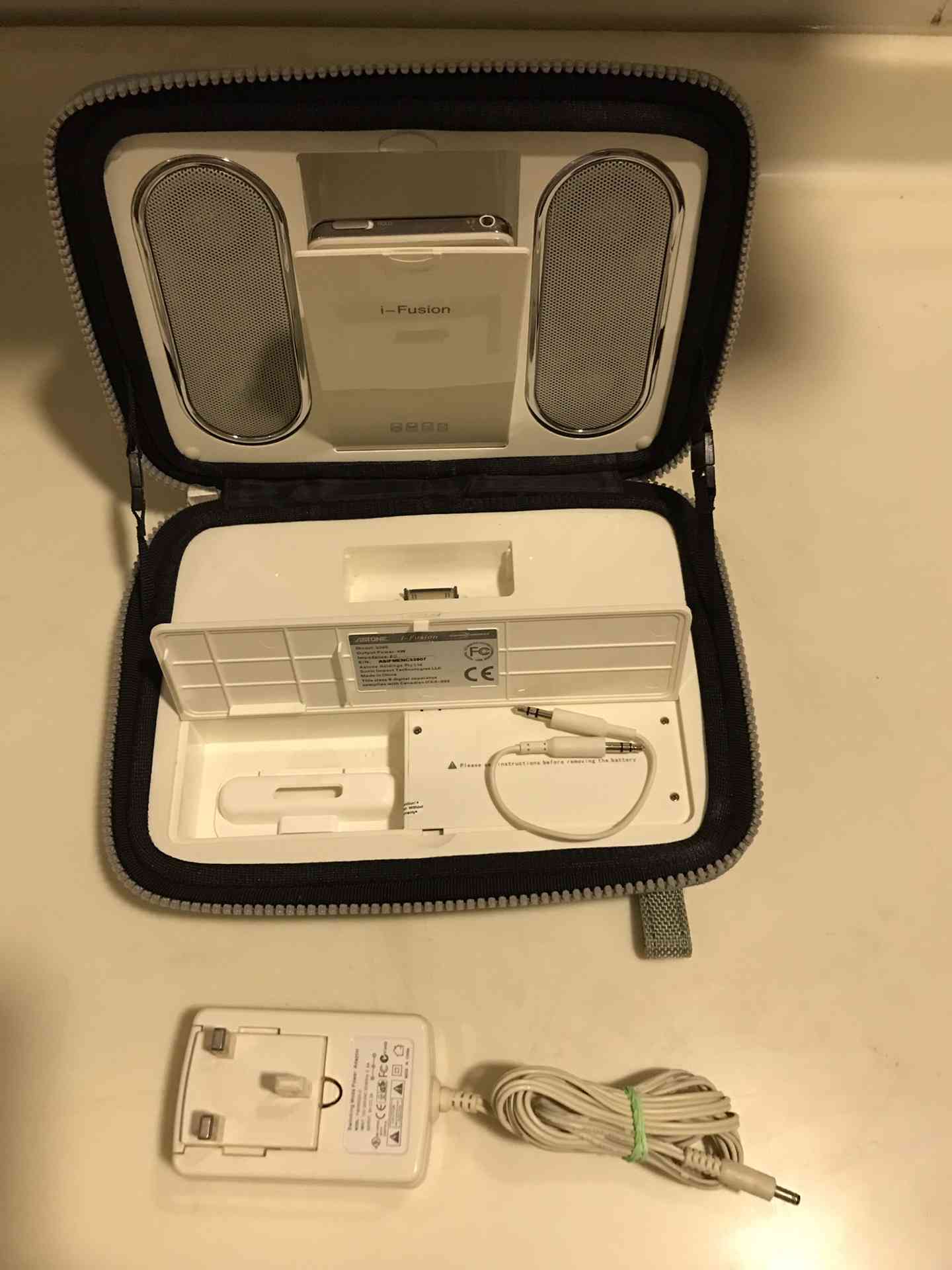 سماعه IPod محموله ماركه Astone
لا تنسَ أنك شاهدت هذا الإعلان في عنكبوت
سماعه IPod محموله بحا...