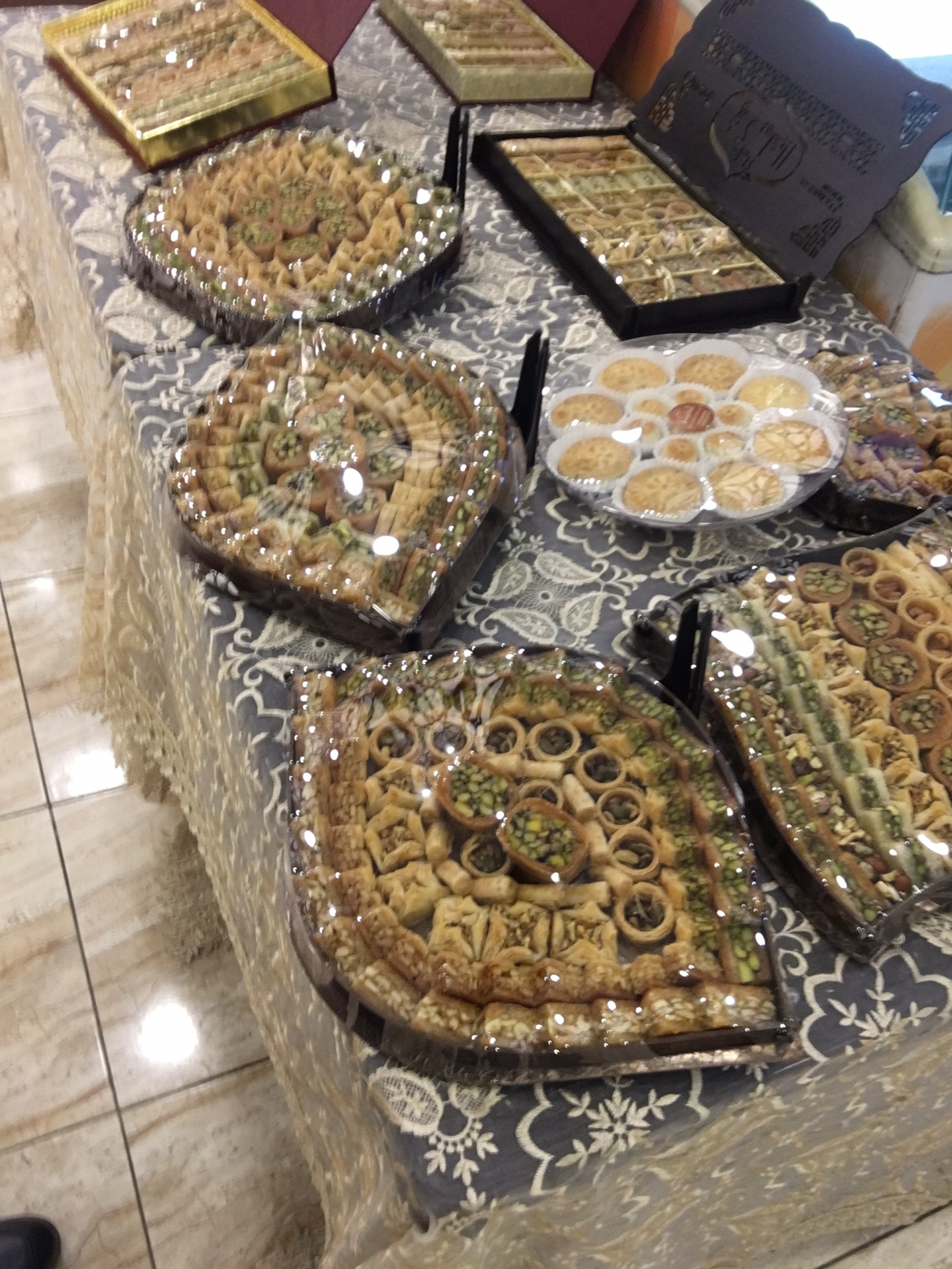محل حلويات للبيع                                            


	 				لا تنسَ أنك شاهدت هذا الإعلان في عنكبوت            
	 				
                                فرصة استثمارية مميزة
محل حلويات للبي...