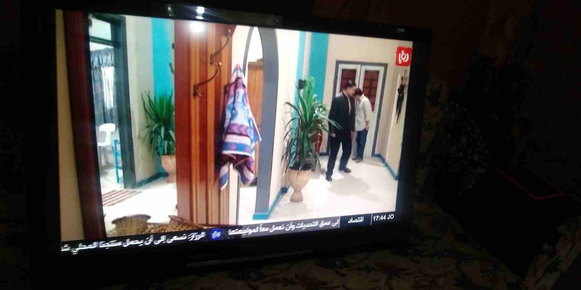 شاشة تلفنكن 42 LCD
لا تنسَ أنك شاهدت هذا الإعلان في عنكبوت
4 مداخل اتش دي مدخل يو اس بي مدخل كمبي...