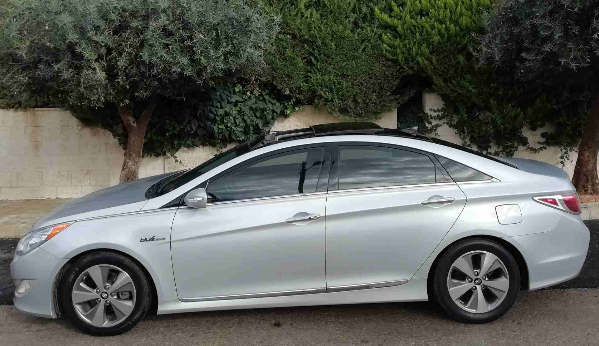 هيونداي سوناتا بانوراما 2400cc جمرك جديد 2014
لا تنسَ أنك شاهدت هذا الإعلان في عنكبوت
Hyundai Son...