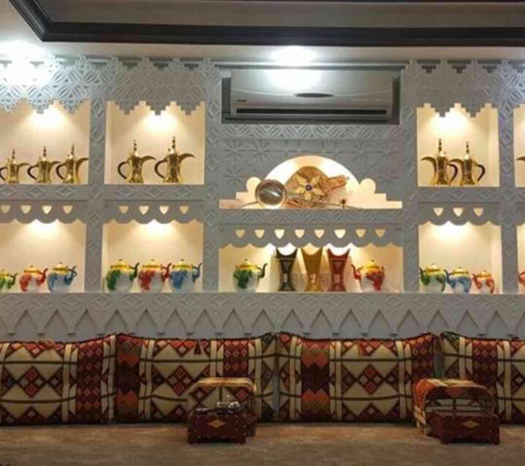 ديكورات بالطوب الأحمر
لا تنسَ أنك شاهدت هذا الإعلان في عنكبوت
نعمل في تنفيذ الديكورات الجبصيه...