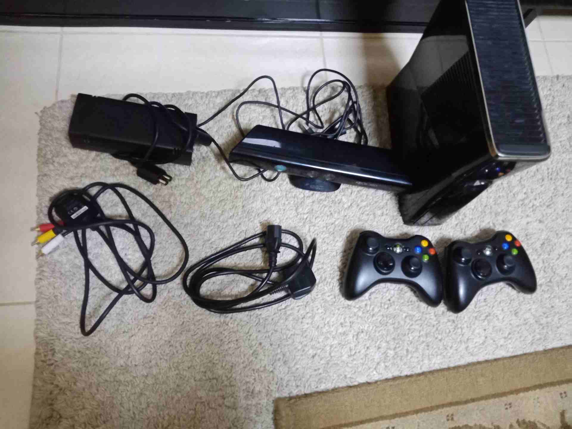 اكس بوكس 360 للبيع بحالة جيدة جدا بدون اي عطل جميع القطع اصلية                                            


	 				لا تنسَ أنك شاهدت هذا الإعلان في عنكبوت...