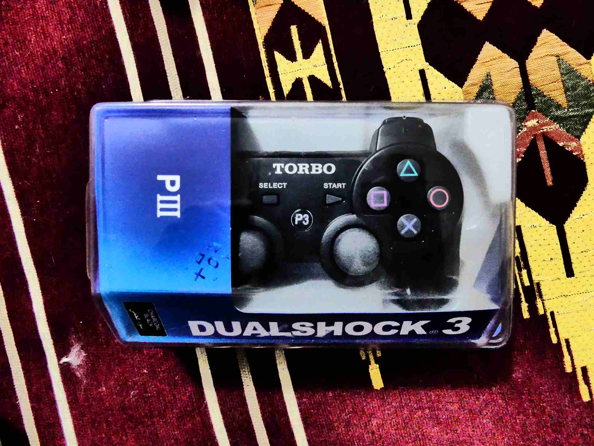 ... ps3 بحاااال الوكالة..
لا تنسَ أنك شاهدت هذا الإعلان في عنكبوت
بلاستيشن 3... سوبر سليم... بحال...