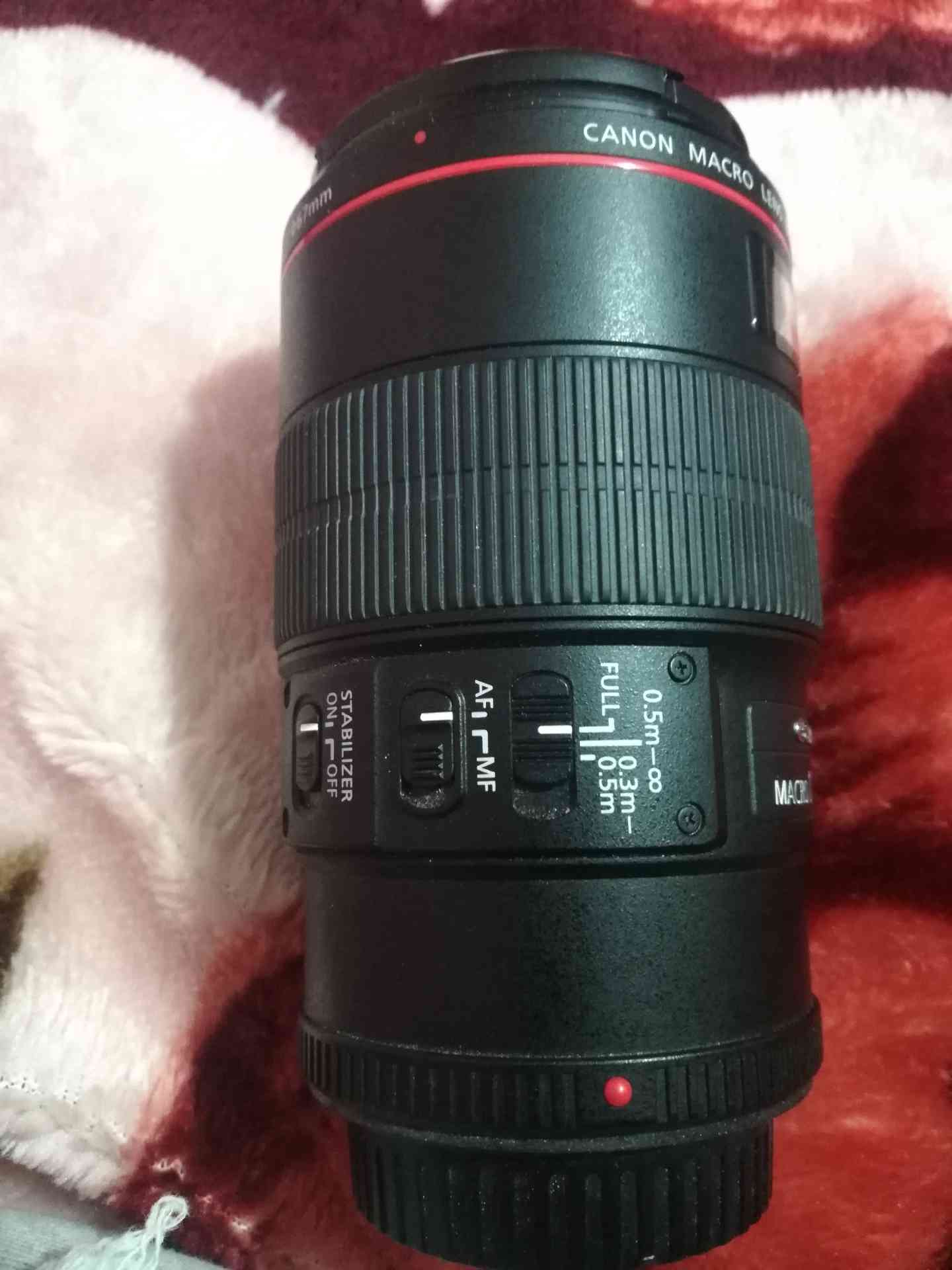 canon 100 mm f2.8
لا تنسَ أنك شاهدت هذا الإعلان في عنكبوت
canon 100 mm macro red line
canon
f...