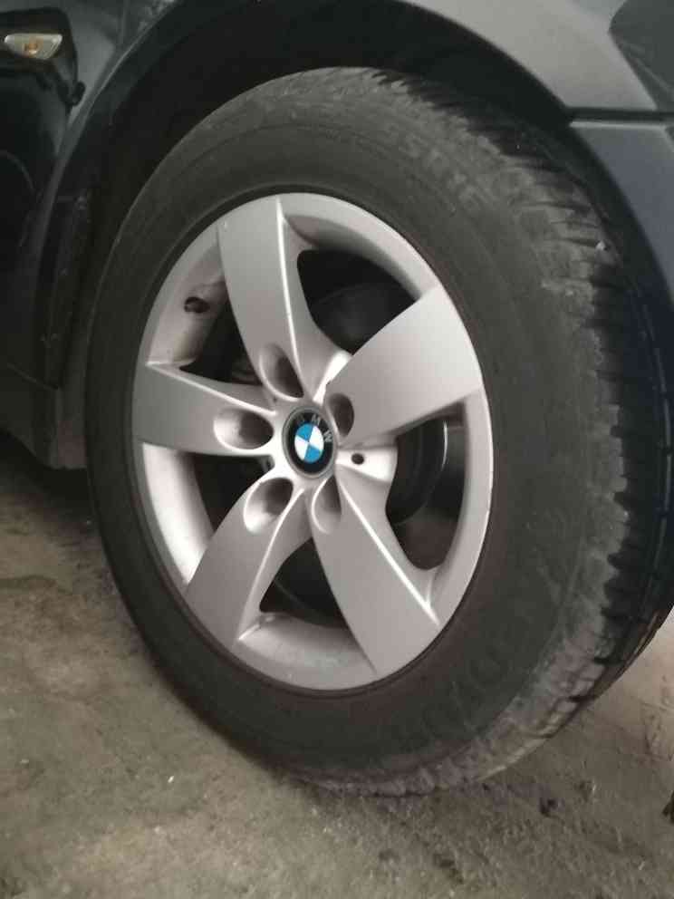 BMW 520 فحص بحالة ممتازة
لا تنسَ أنك شاهدت هذا الإعلان في عنكبوت
4 سلندر 2000 cc اقتصادي
فل...