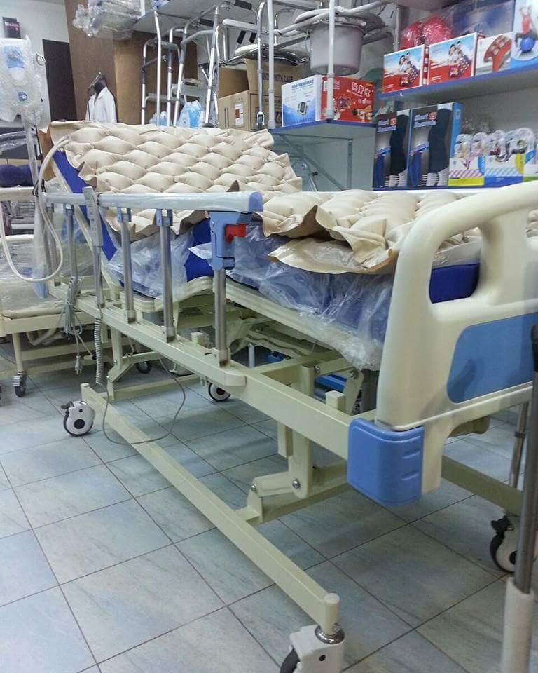تخت للمرضى وكبار السن يعمل على الكهرباء 0797691049
لا تنسَ أنك شاهدت هذا الإعلان في عنكبوت
تخ...